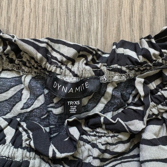 Dynamite Zebra Print Puff Sleeve Top - Picture 2 of 3